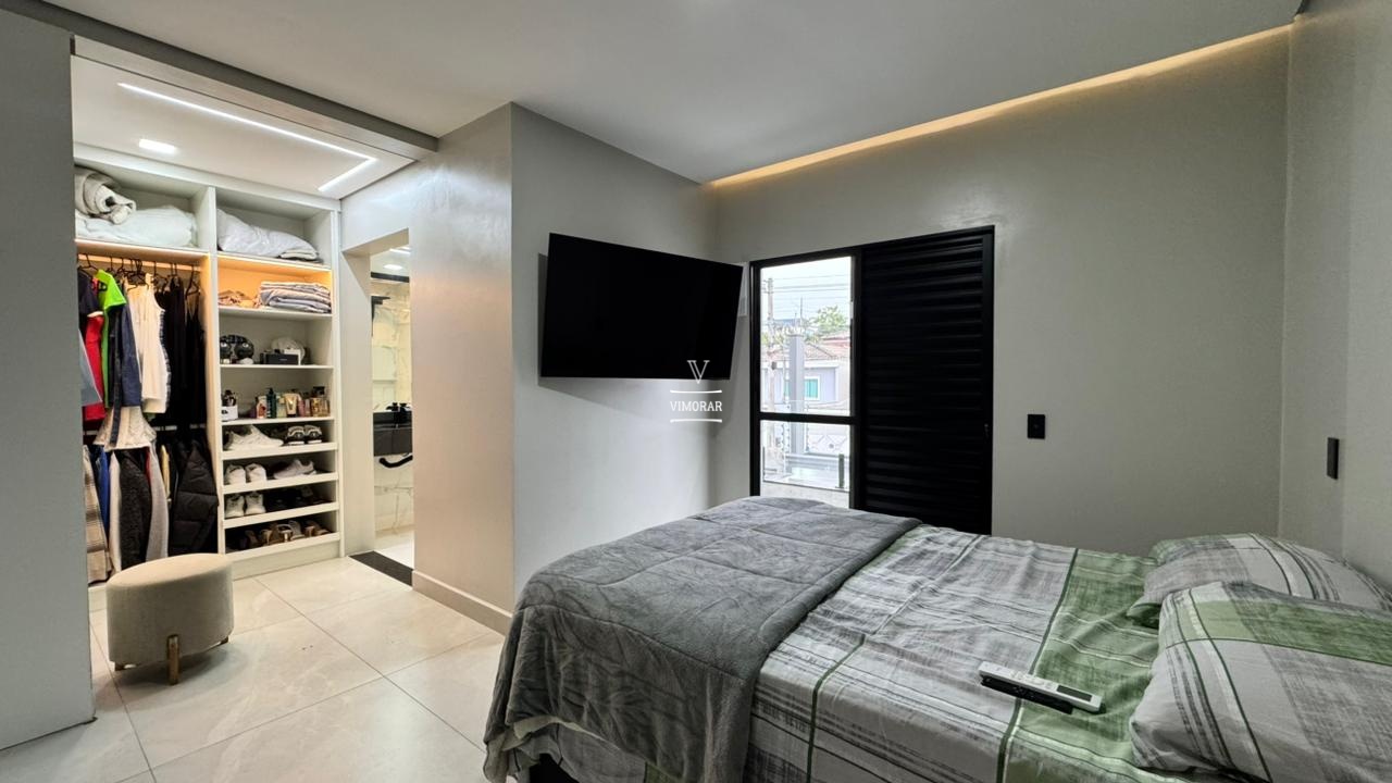 Sobrado 3 dormit&oacute;rios sendo 1 su&iacute;te + &aacute;rea gourmet com piscina  Guarulhos - 