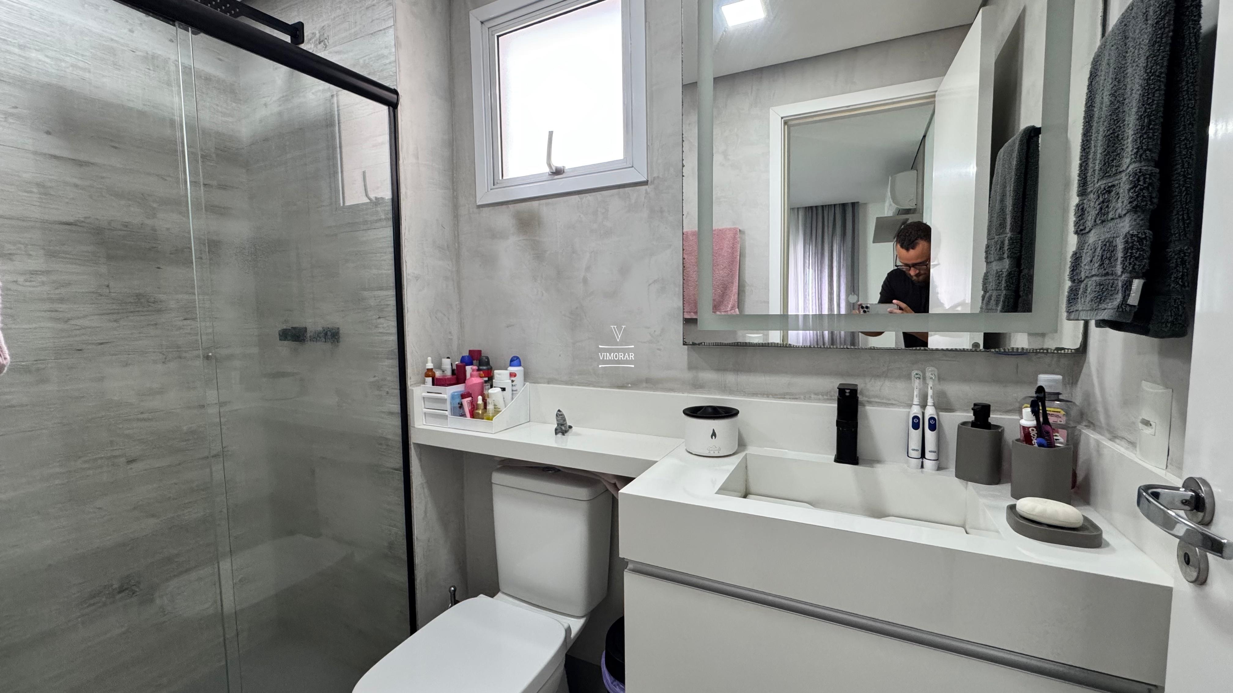 Apartamento 2 dormit&oacute;rios sendo 1 su&iacute;te + 1 vaga de garagem  Guarulhos - 