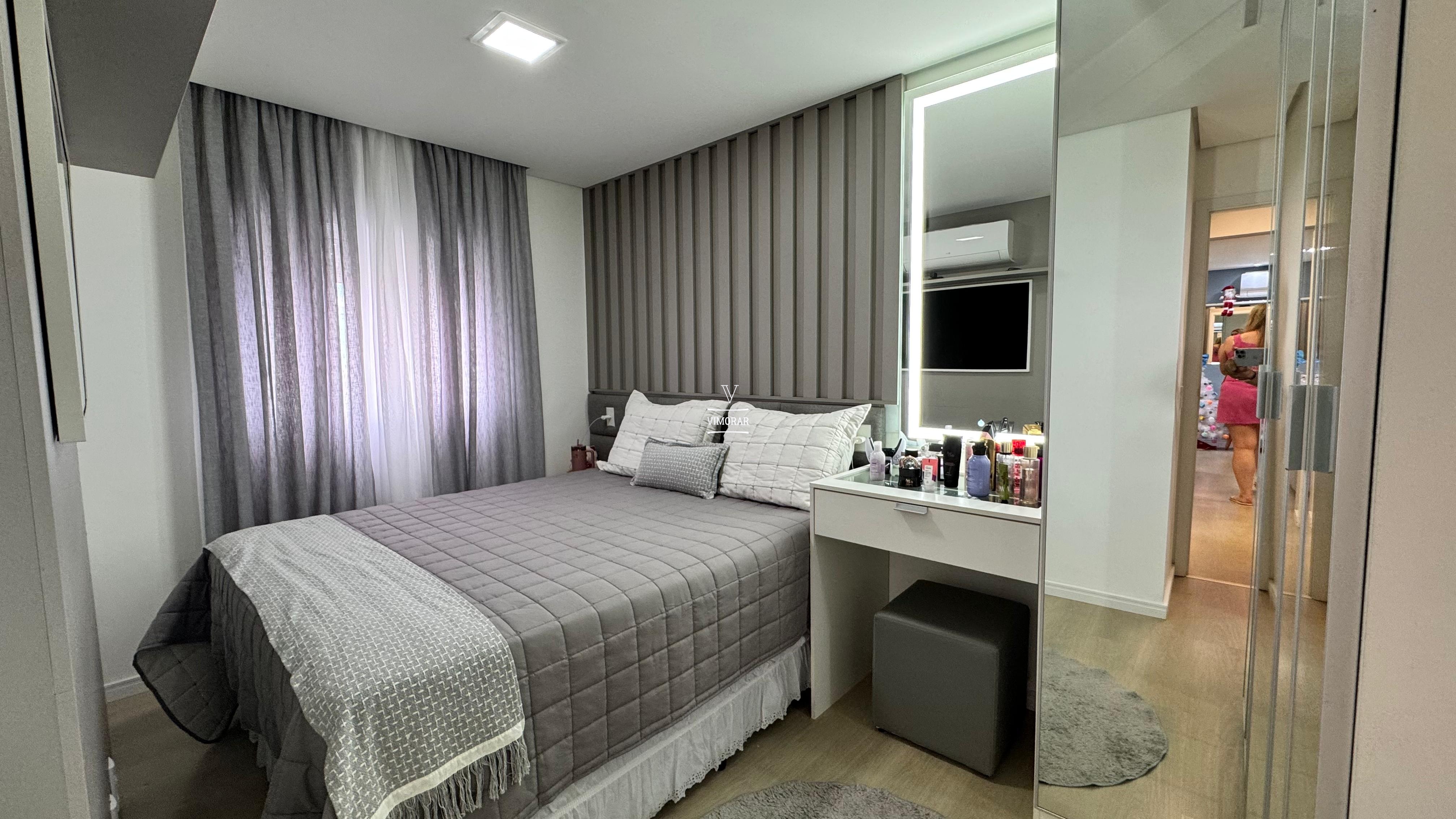 Apartamento 2 dormit&oacute;rios sendo 1 su&iacute;te + 1 vaga de garagem  Guarulhos - 