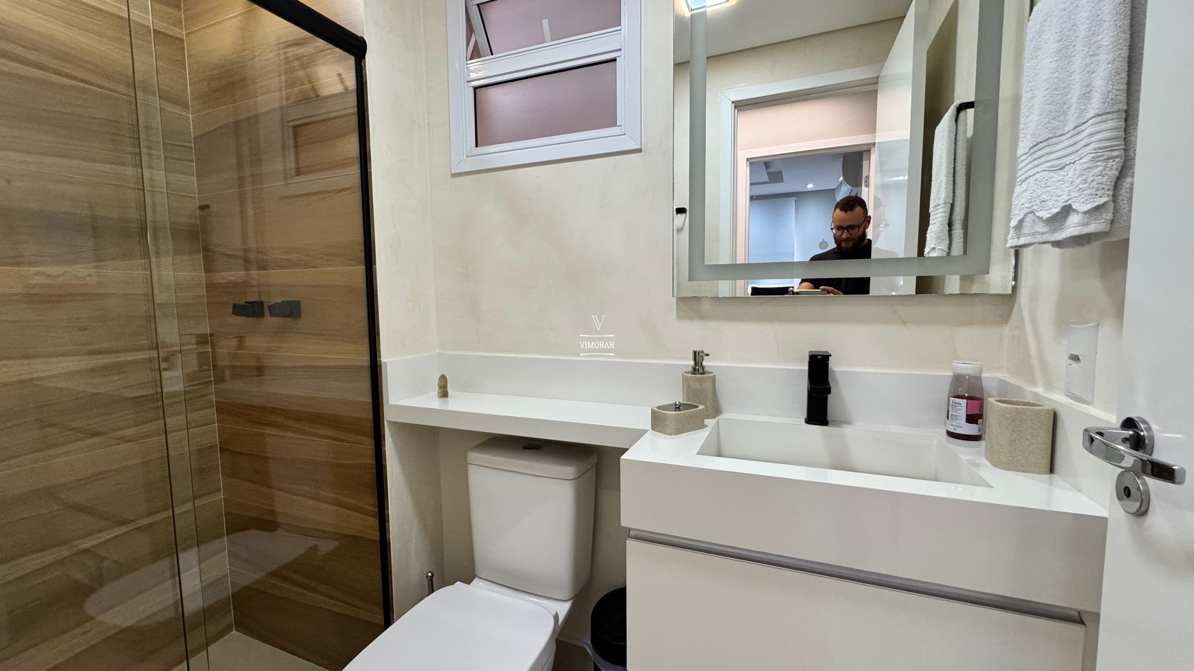 Apartamento 2 dormit&oacute;rios sendo 1 su&iacute;te + 1 vaga de garagem  Guarulhos - 