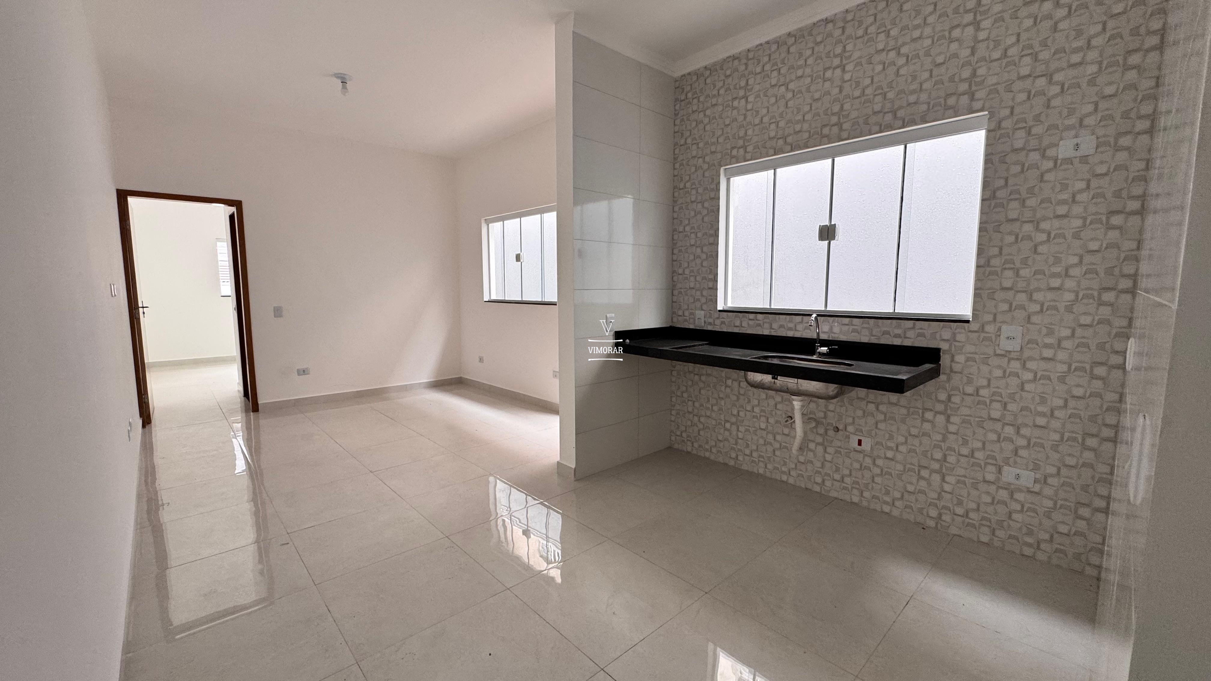 Casa 3 dormit&oacute;rios sendo 1 su&iacute;te + 2 vagas de garagem  Itaquaquecetuba - 