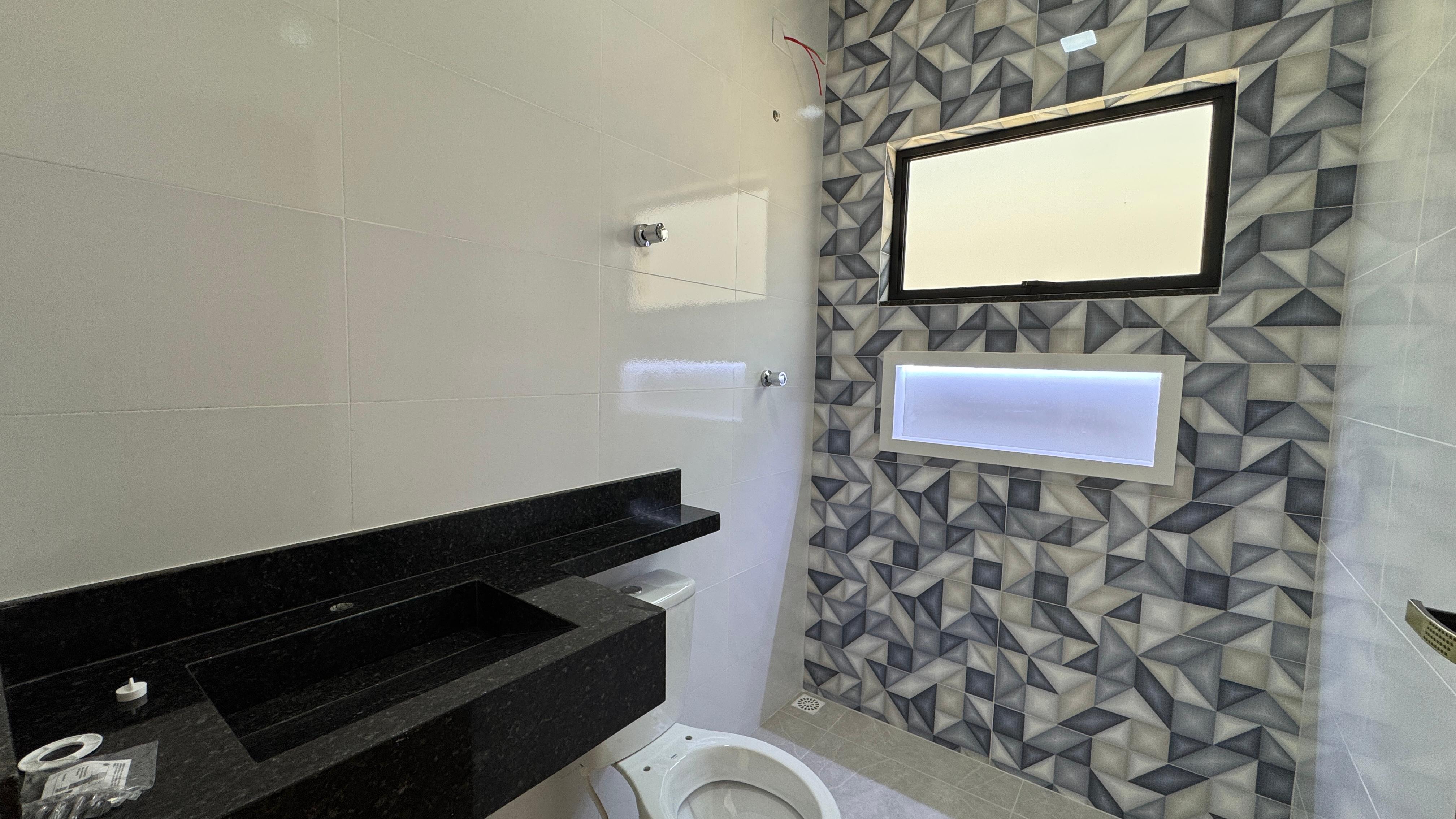 Casa 2 dormit&oacute;rios sendo 1 su&iacute;te + 2 vagas de garagem  Guarulhos - 