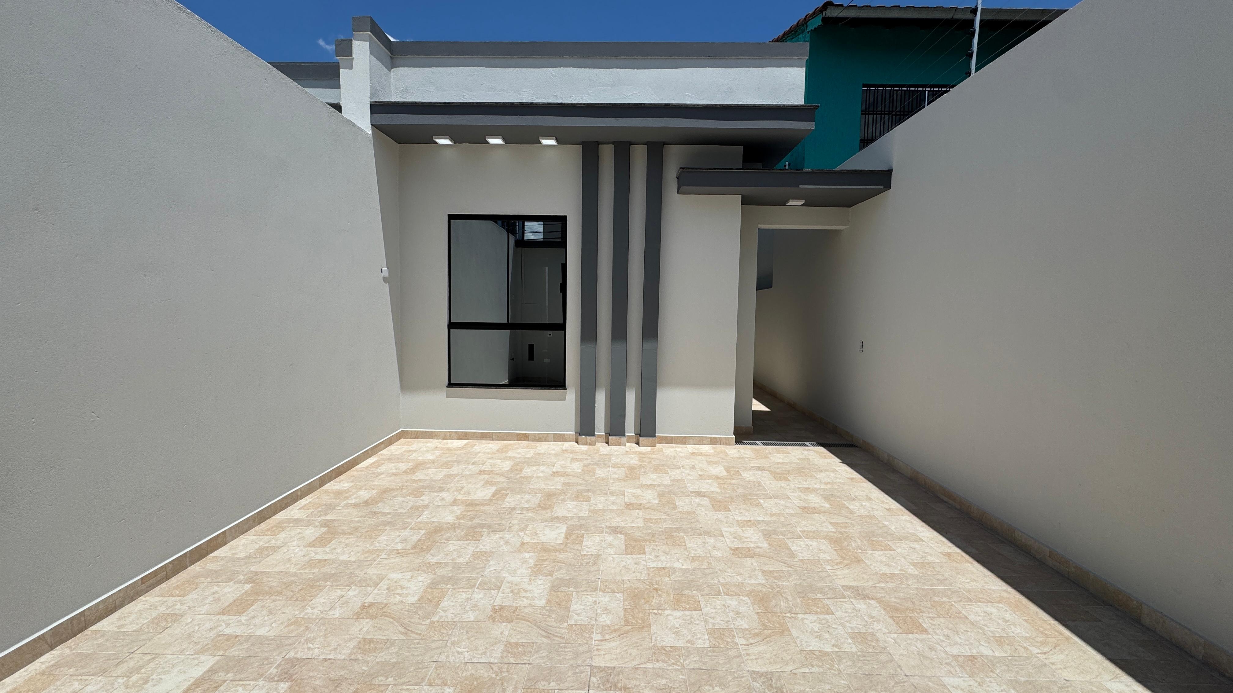 Casa 2 dormit&oacute;rios sendo 1 su&iacute;te + 2 vagas de garagem  Guarulhos - 