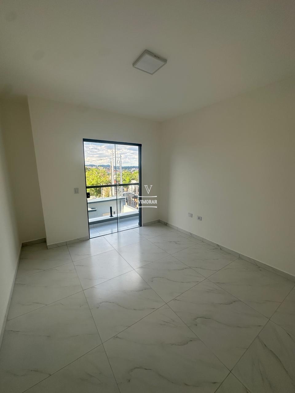 Sobrado 3 dormit&oacute;rios sendo 1 su&iacute;te + 2 vagas de garagem  Itaquaquecetuba - 