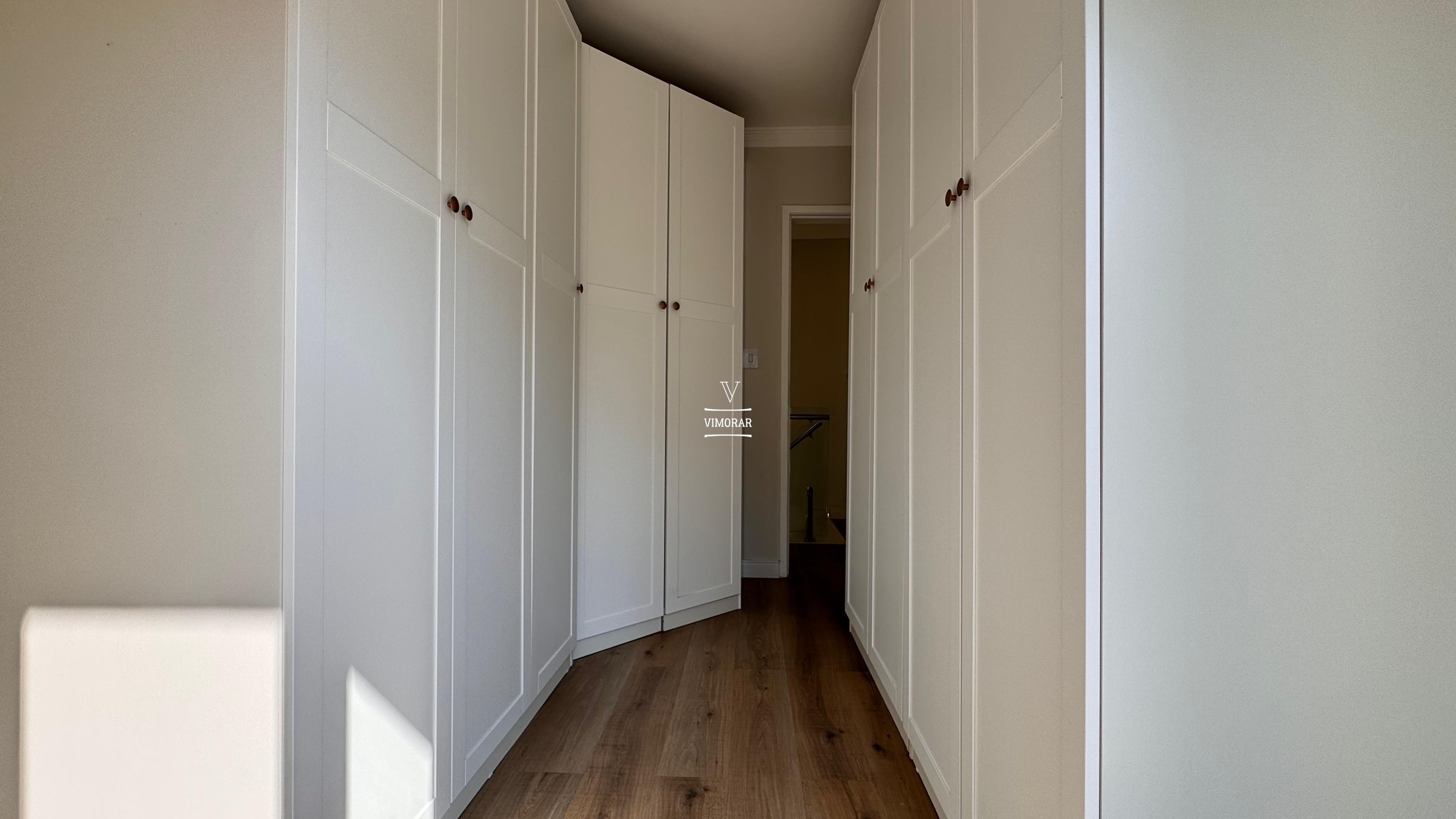 Sobrado 3 dormit&oacute;rios sendo 1 su&iacute;te + 3 vagas de garagem  Guarulhos - 