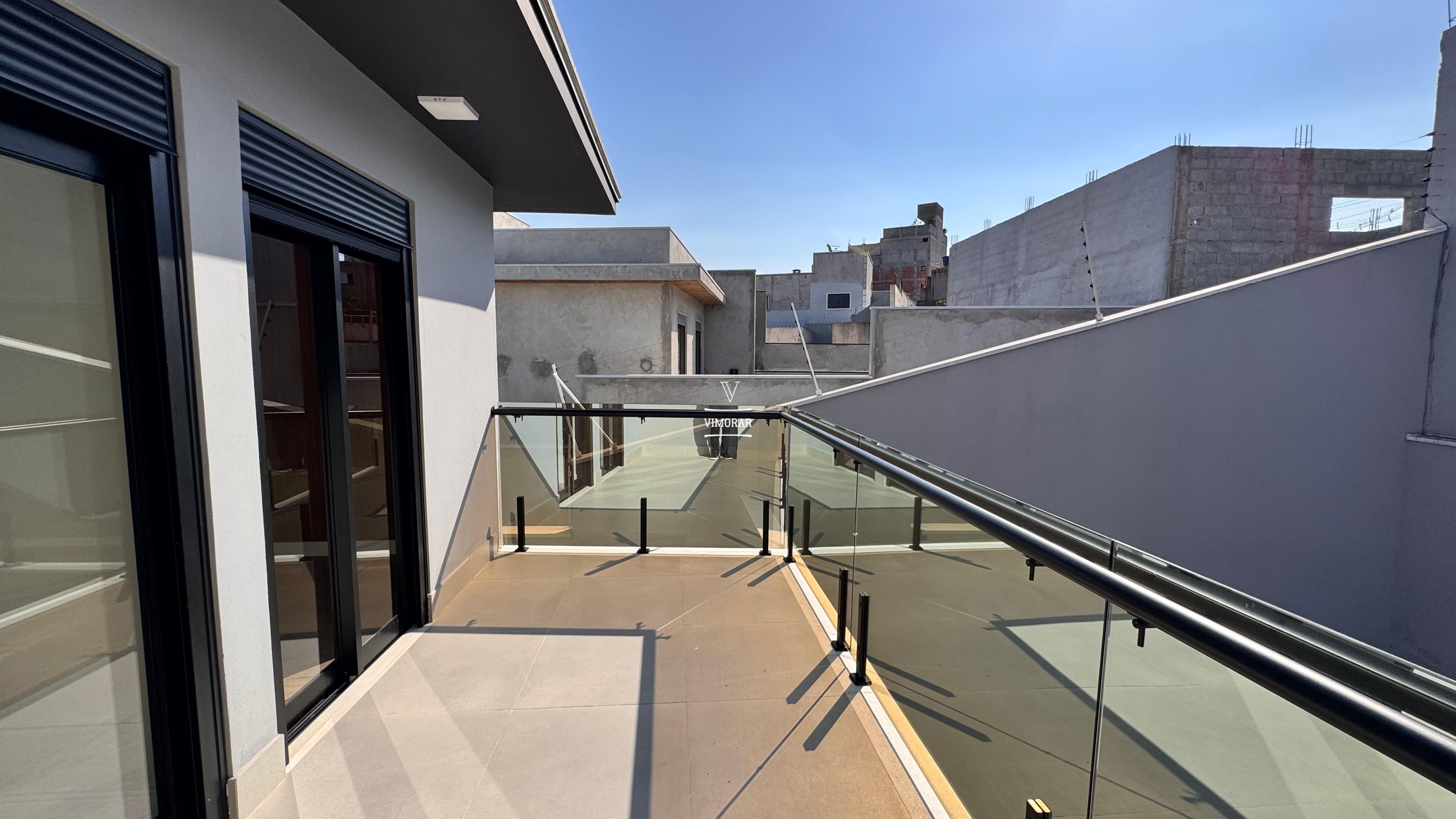 Sobrado 3 dormit&oacute;rios sendo 1 su&iacute;te + 3 vagas de garagem  Guarulhos - 