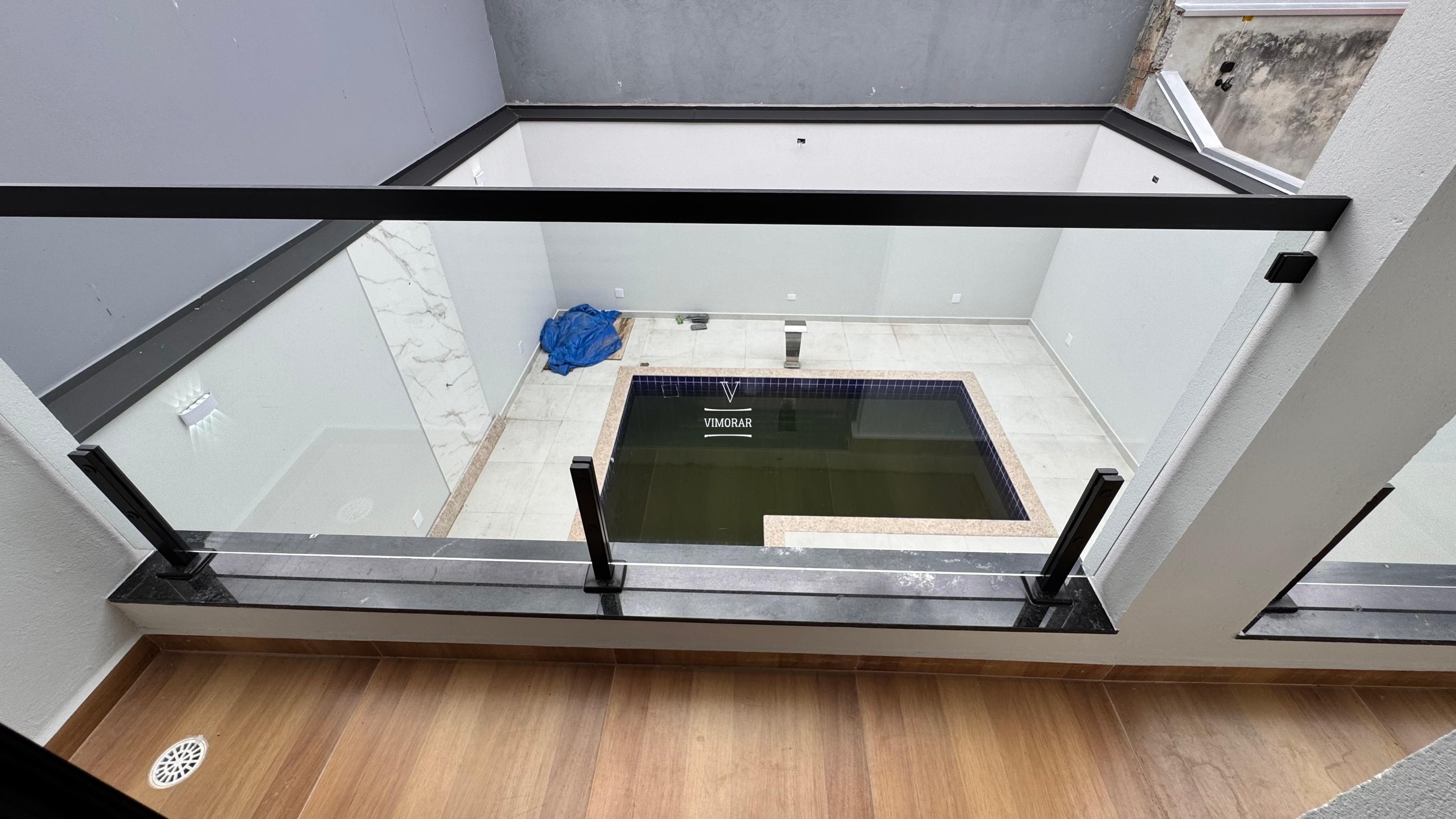 Sobrado 3 dormit&oacute;rios sendo 1 su&iacute;te + 3 vagas de garagem  Guarulhos - 