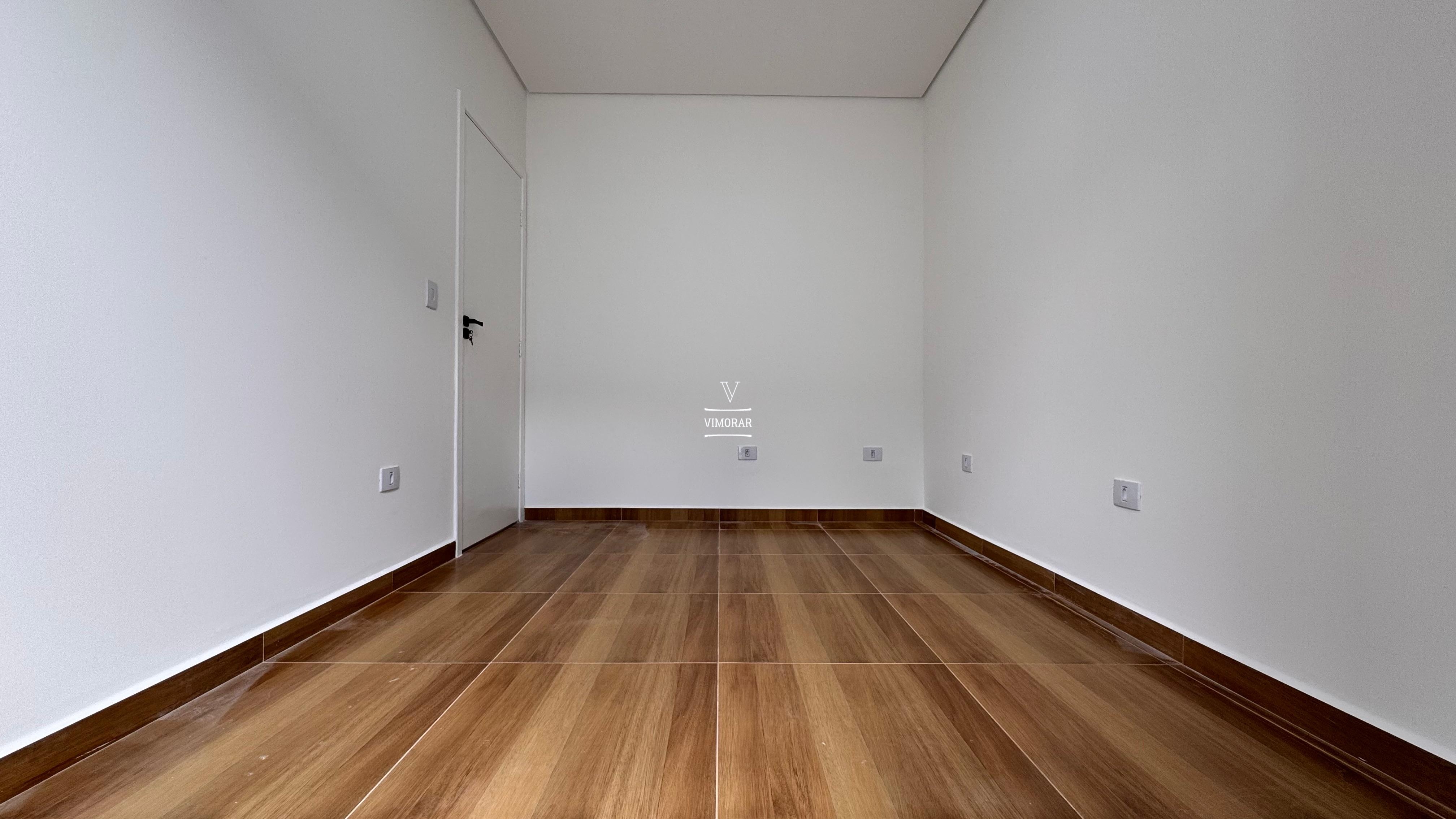 Sobrado 3 dormit&oacute;rios sendo 1 su&iacute;te + 3 vagas de garagem  Guarulhos - 