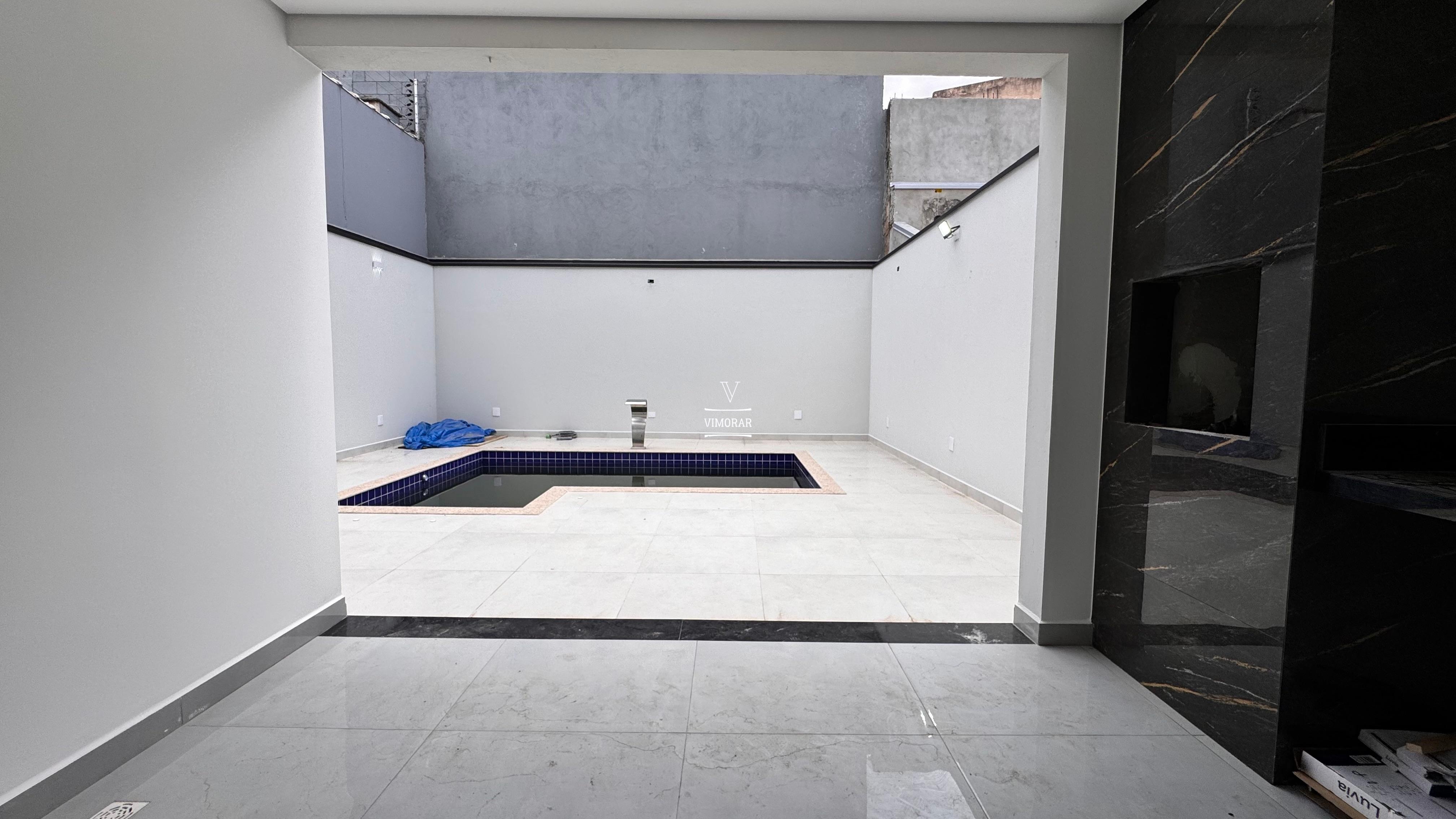 Sobrado 3 dormit&oacute;rios sendo 1 su&iacute;te + 3 vagas de garagem  Guarulhos - 