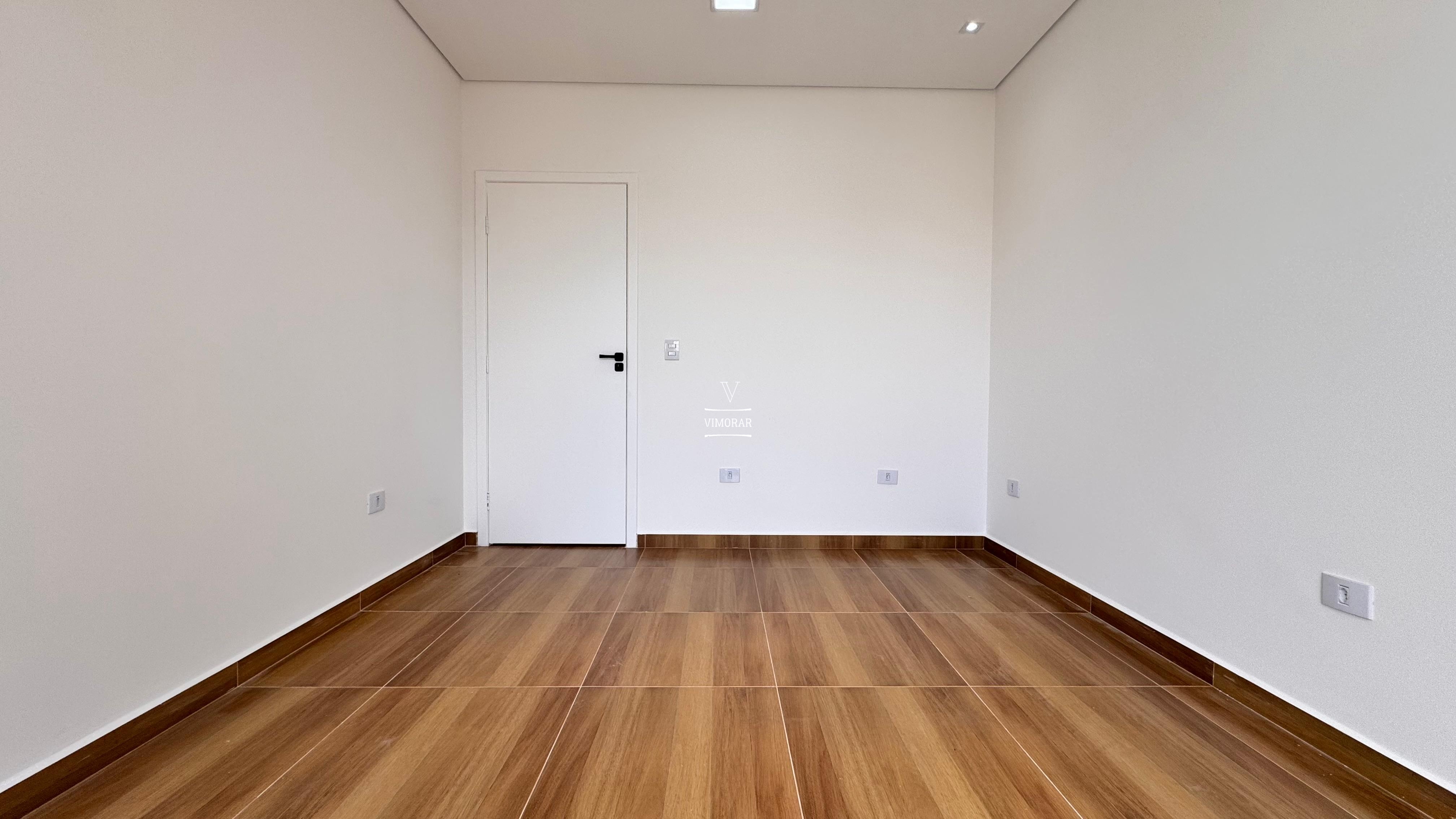 Sobrado 3 dormit&oacute;rios sendo 1 su&iacute;te + 3 vagas de garagem  Guarulhos - 