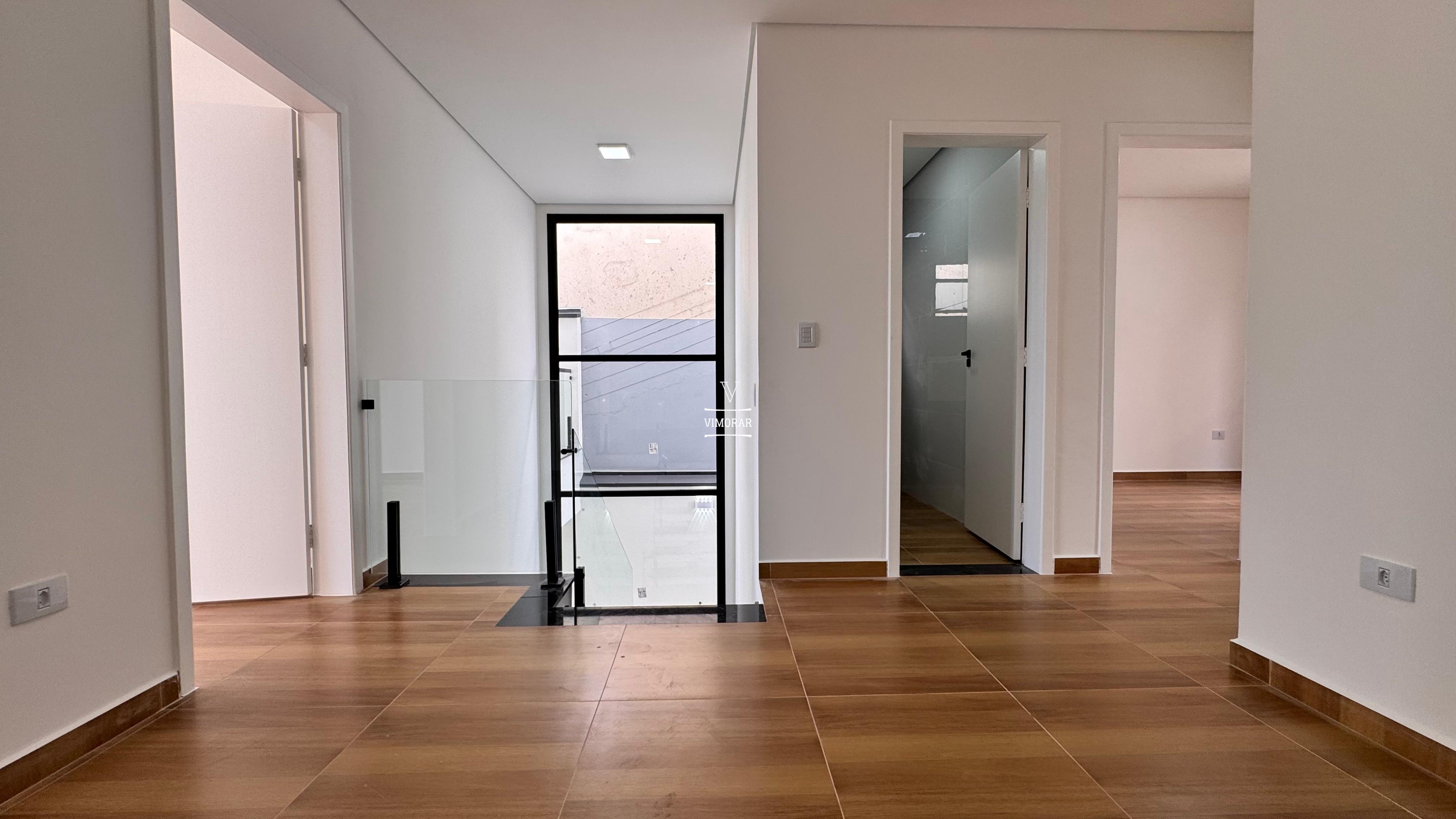 Sobrado 3 dormit&oacute;rios sendo 1 su&iacute;te + 3 vagas de garagem  Guarulhos - 