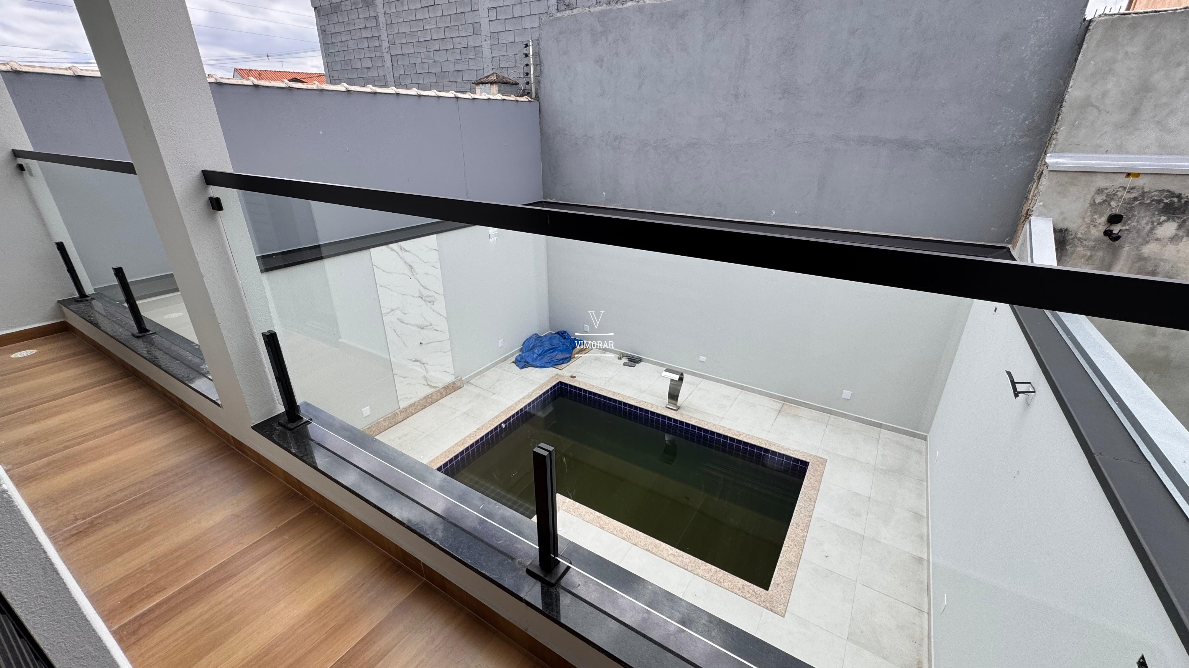 Sobrado 3 dormit&oacute;rios sendo 1 su&iacute;te + 3 vagas de garagem  Guarulhos - 