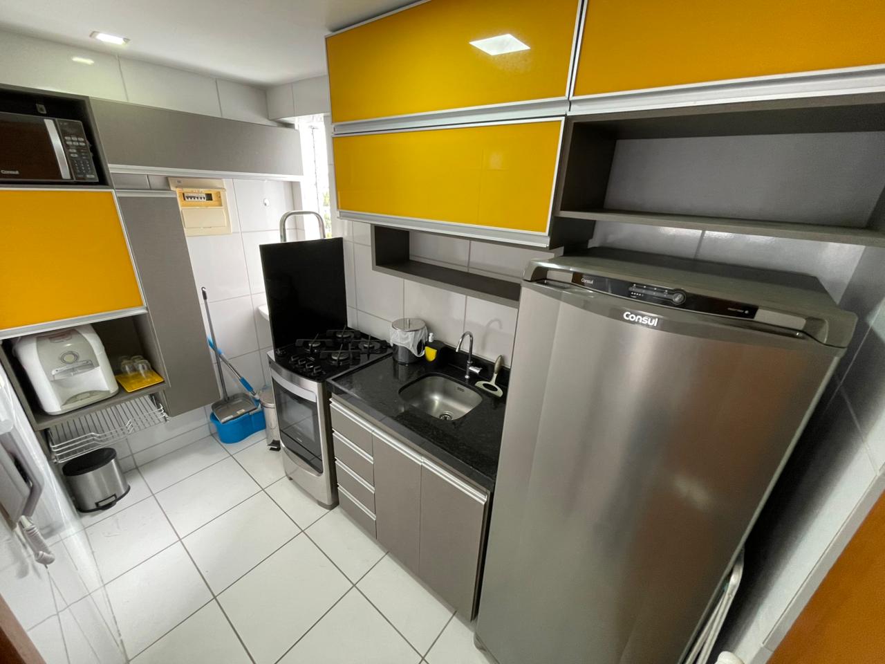 2 quartos (1 su&iacute;te). 57m&sup2;. 1 vaga de garagem. Andar alto. Porteira Fechada Rua Antônio Vicente Recife - 