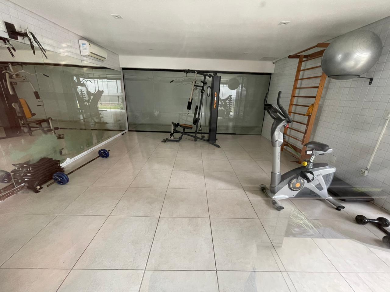 2 quartos (1 su&iacute;te). 57m&sup2;. 1 vaga de garagem. Andar alto. Porteira Fechada Rua Antônio Vicente Recife - 