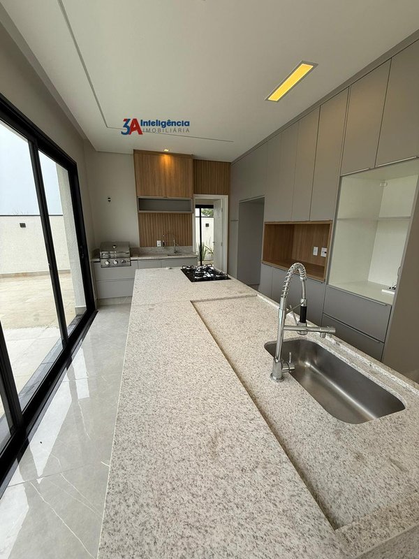 CASA COND. ALPHAVILLE CASTELLO - SOROCABA Avenida Independencia Sorocaba - 