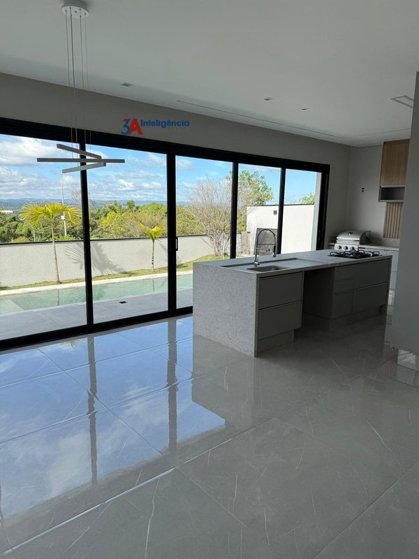 CASA COND. ALPHAVILLE CASTELLO - SOROCABA Avenida Independencia Sorocaba - 