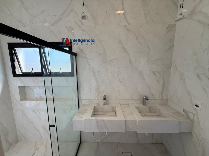 CASA COND. ALPHAVILLE CASTELLO - SOROCABA Avenida Independencia Sorocaba - 