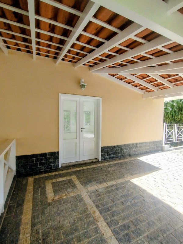 &Oacute;tima ch&aacute;cara &agrave; venda no Recanto dos P&aacute;ssaros  Jacareí - 