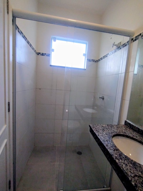 &Oacute;tima ch&aacute;cara &agrave; venda no Recanto dos P&aacute;ssaros  Jacareí - 