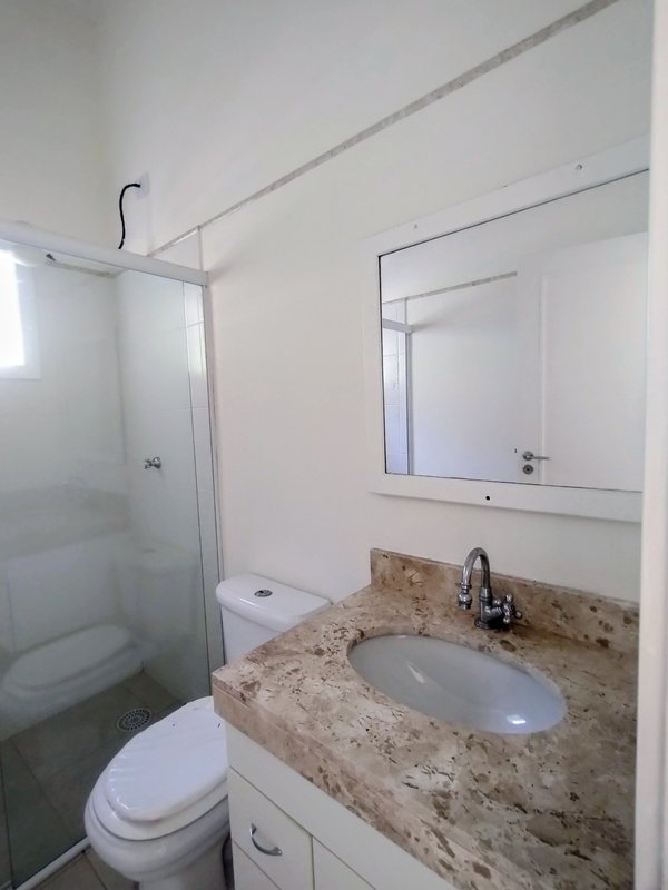 &Oacute;tima ch&aacute;cara &agrave; venda no Recanto dos P&aacute;ssaros  Jacareí - 