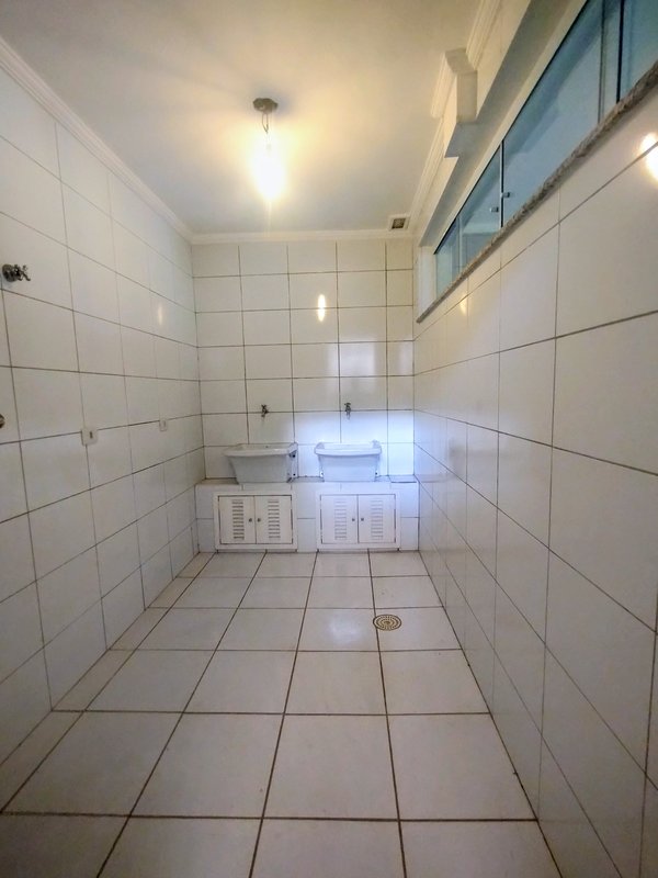 &Oacute;tima ch&aacute;cara &agrave; venda no Recanto dos P&aacute;ssaros  Jacareí - 