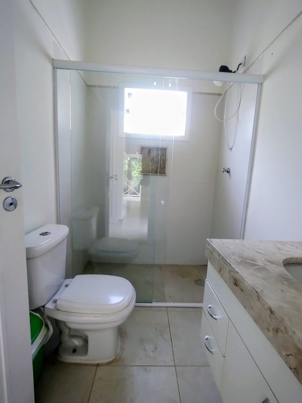 &Oacute;tima ch&aacute;cara &agrave; venda no Recanto dos P&aacute;ssaros  Jacareí - 