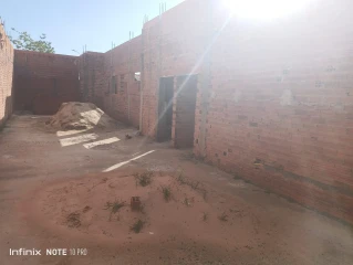 TERRENO COM CONSTRUÇÃO PARA BARRACÃO