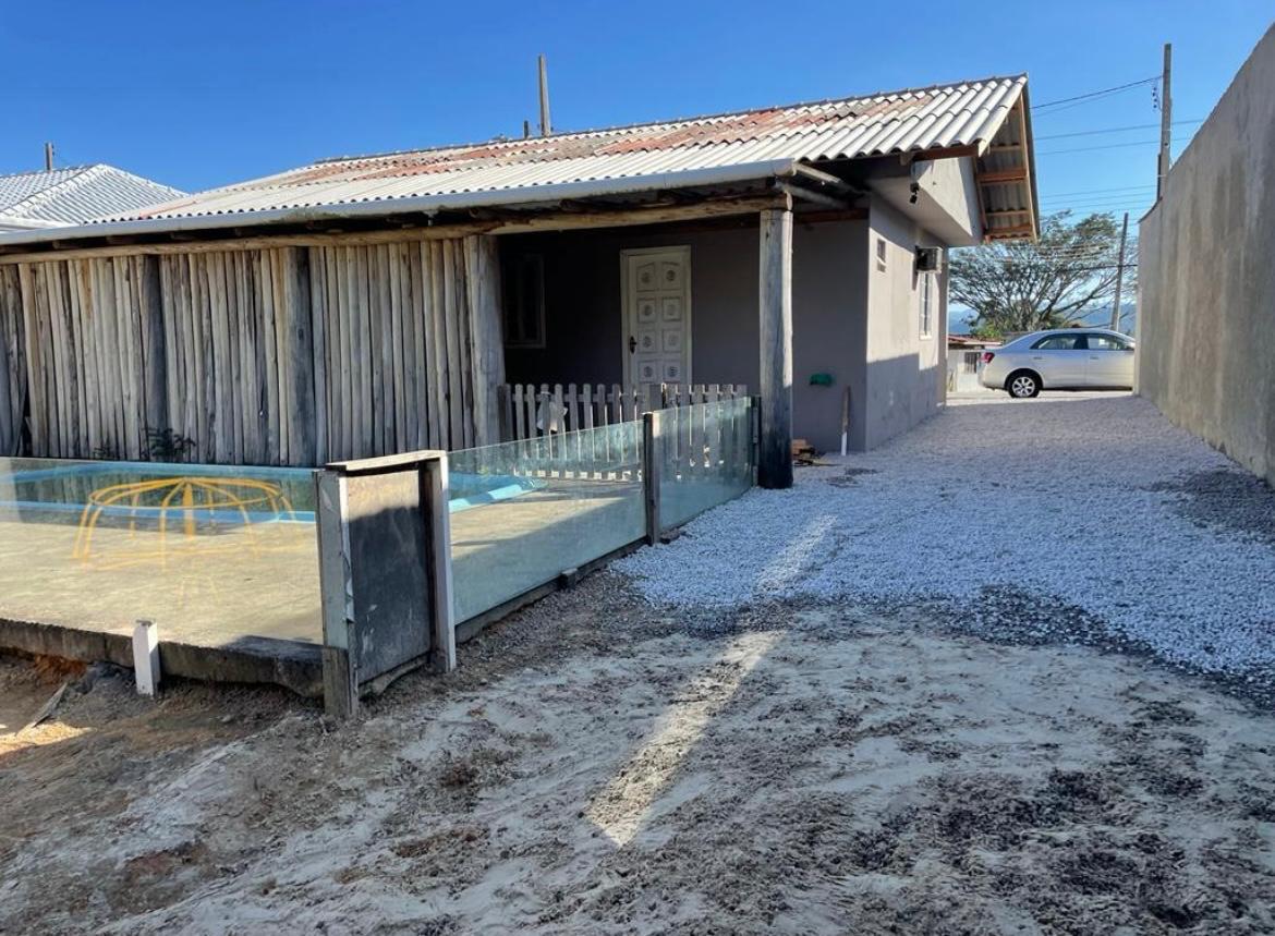 Casa de Alvenaria no bairro Areias do Meio em Governador Celso Ramos SC Rodovia Francisco Wouling CELSO RAMOS - 