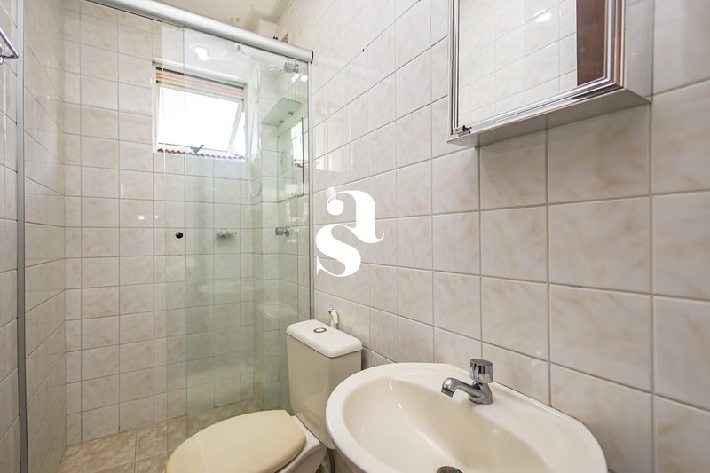 Apartamento &agrave; venda no Guabirotuba com 3 quartos (1 su&iacute;te), sacada, churrasqueira, 1 vaga Rua Capitão João Ribas de Oliveira Curitiba - 