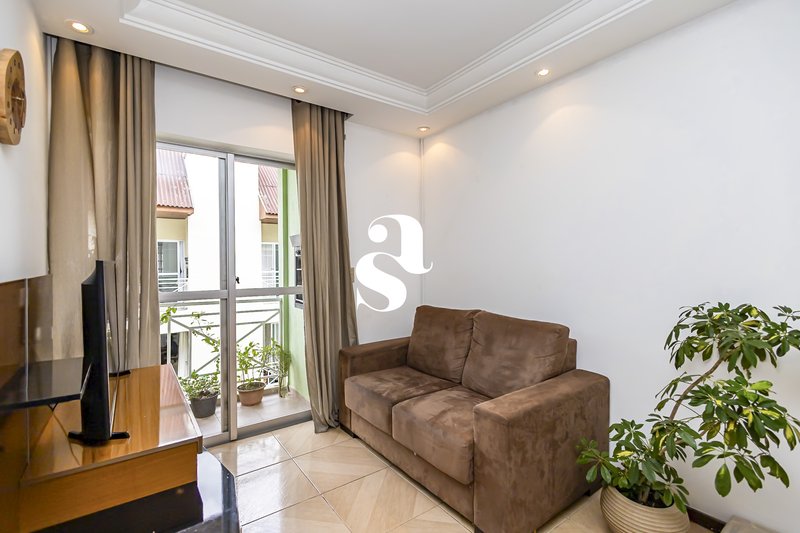 Apartamento &agrave; venda no Guabirotuba com 3 quartos (1 su&iacute;te), sacada, churrasqueira, 1 vaga Rua Capitão João Ribas de Oliveira Curitiba - 