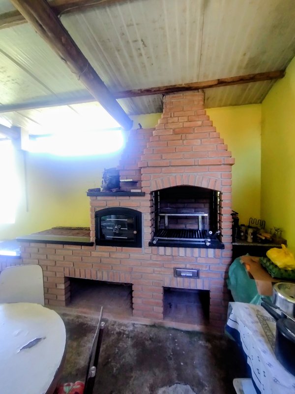 Casa &agrave; venda no centro da Boa Vista  Igaratá - 