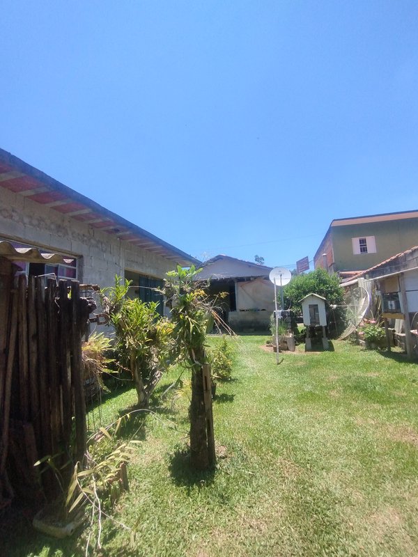 Casa &agrave; venda no centro da Boa Vista  Igaratá - 