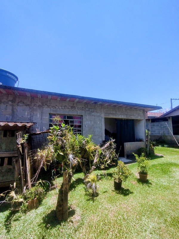 Casa &agrave; venda no centro da Boa Vista  Igaratá - 