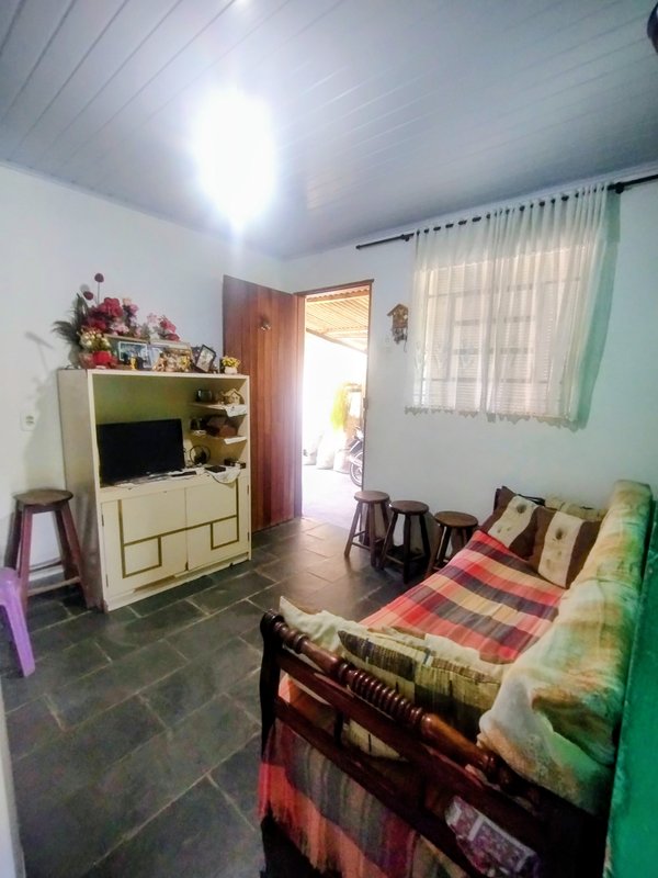 Casa &agrave; venda no centro da Boa Vista  Igaratá - 
