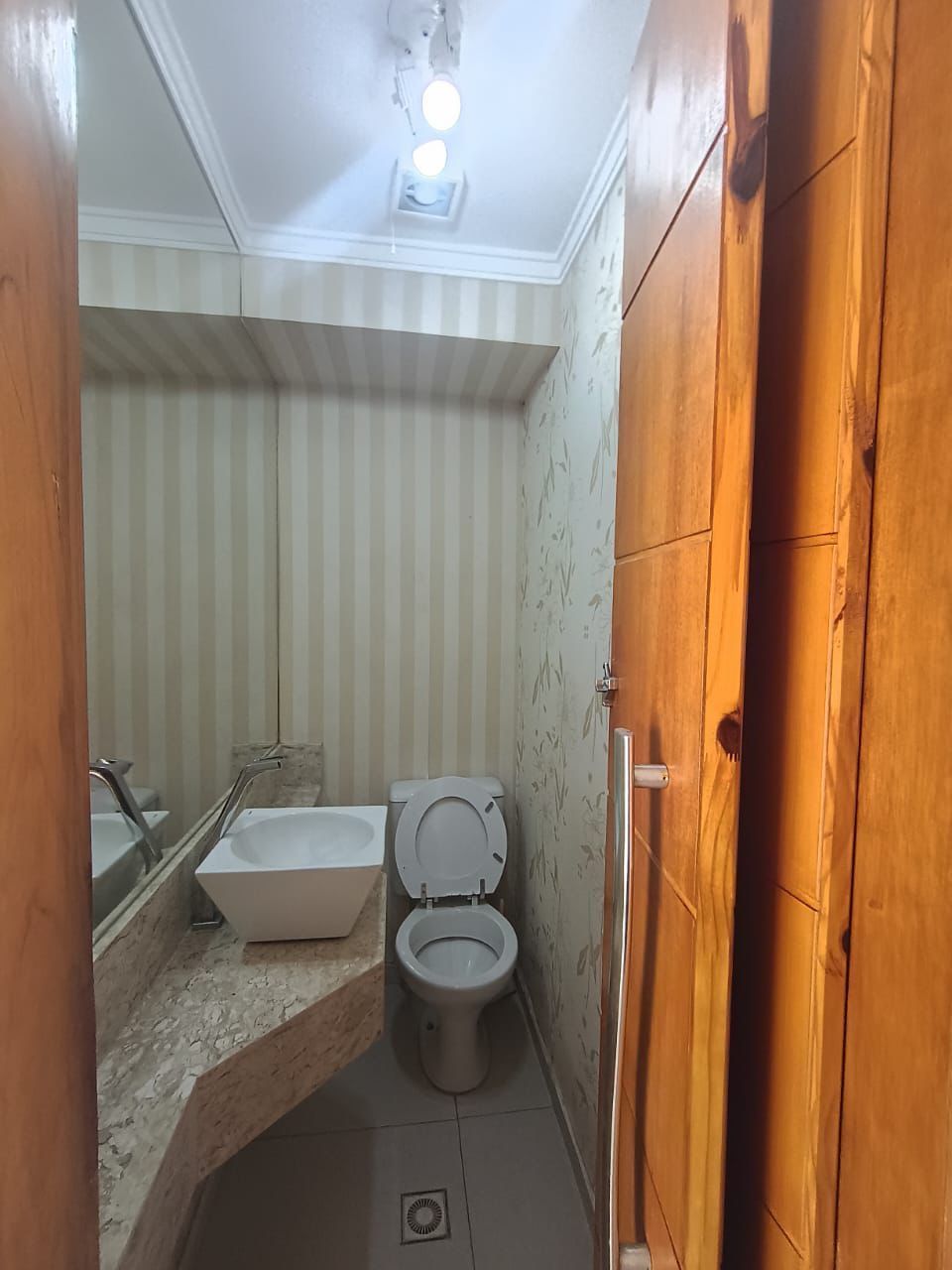 Casa com 3 dormit&oacute;rios,166m&sup2; - Condom&iacute;nio Village Salermo - Sorocaba - SP Avenida Adolpho Massaglia Sorocaba - 