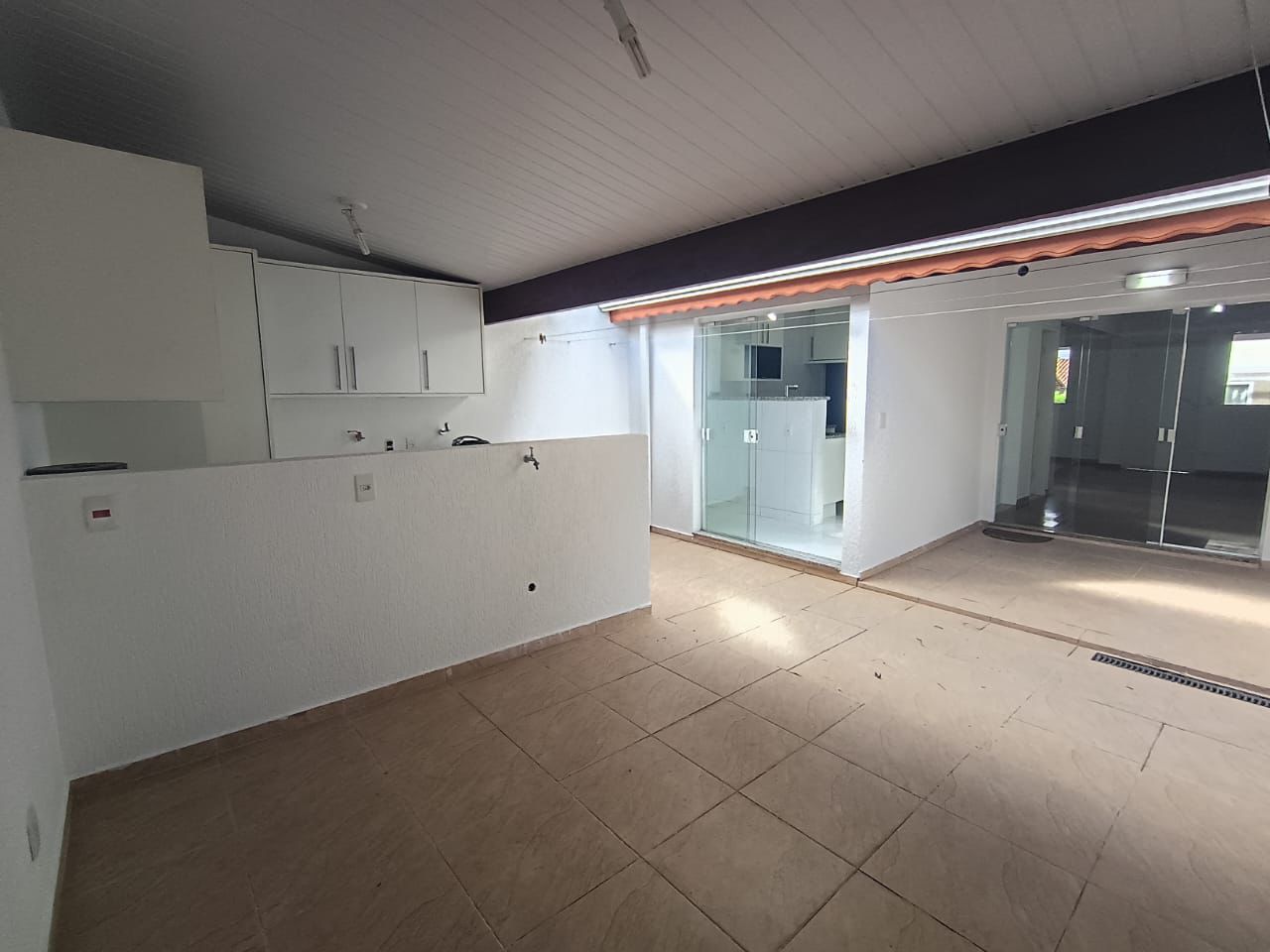 Casa com 3 dormit&oacute;rios &agrave; venda,113 m&sup2; - Condom&iacute;nio Village Salermo - Sorocaba - SP Avenida Adolpho Massaglia Sorocaba - 