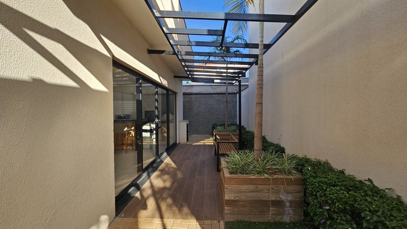 Casa &agrave; venda no Villa Carpe Diem, no Parque Taquaral Rua João Chatti Campinas - 