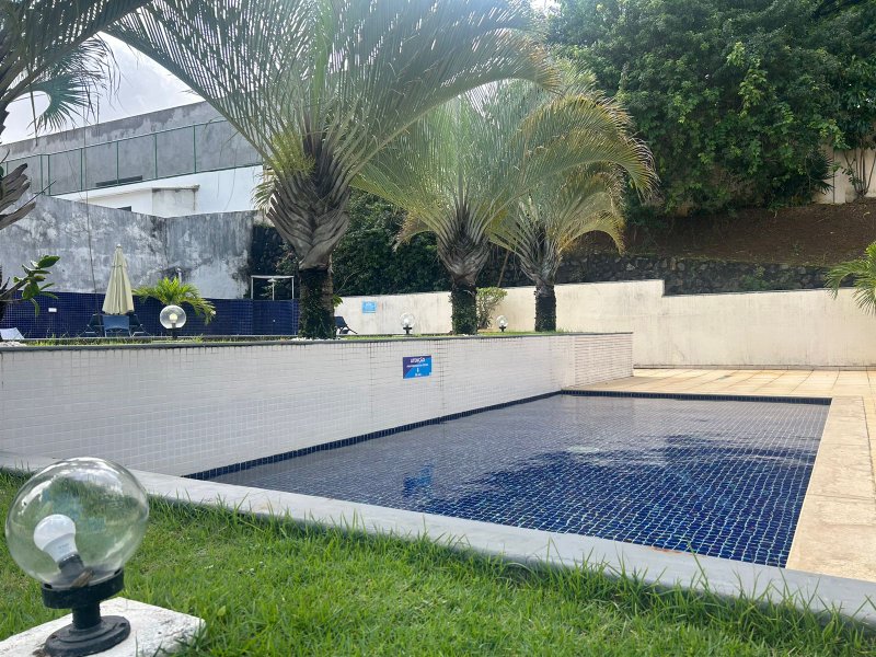 APARTAMENTO 3 QUARTOS SU&Iacute;TE GARAGEM PISCINA ACADEMIA QUADRA ELEVADOR &Agrave; VENDA NA PITUBA Rua Pará Salvador - 