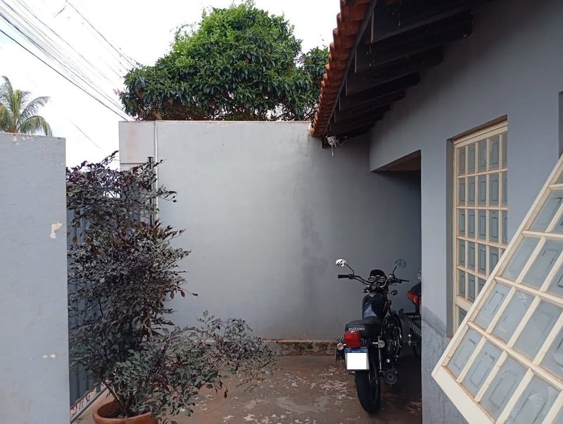 Casa no Luis Brondi Rua Josino Tavares Botelho SANTA CRUZ DO RIO PARDO - 