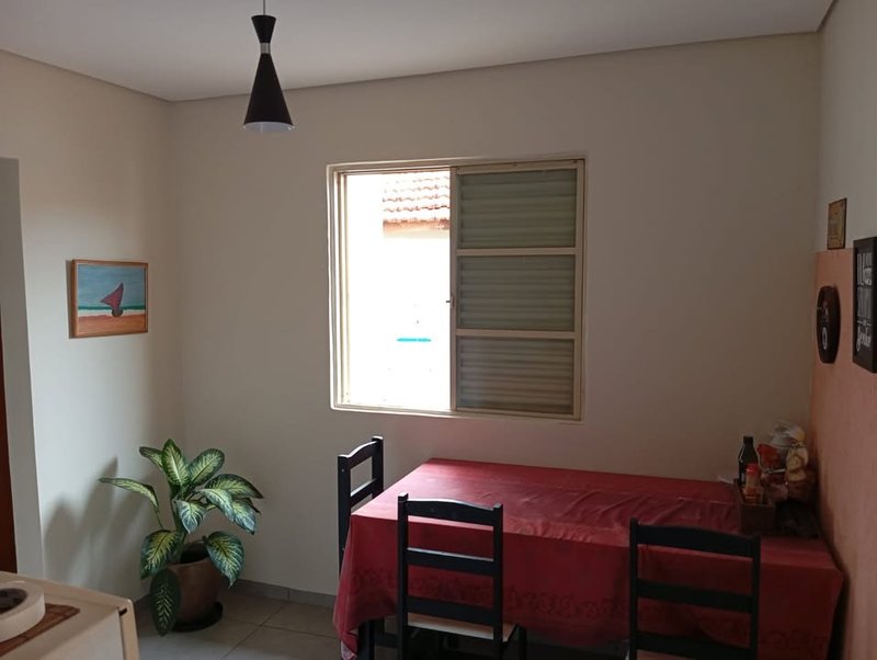 Casa no Luis Brondi Rua Josino Tavares Botelho SANTA CRUZ DO RIO PARDO - 