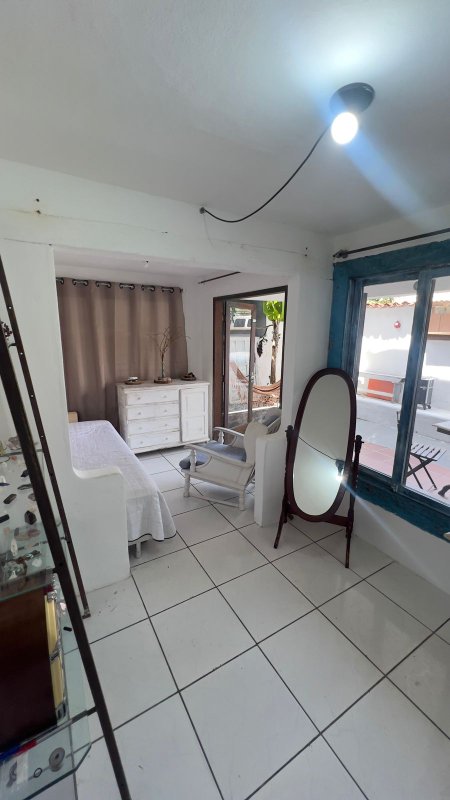 Oportunidade &Uacute;nica em Gerib&aacute; &ndash; Casa com 4 Unidades Independentes a 100m da Praia | Ideal Rua do Arvoredo Armação dos Búzios - 