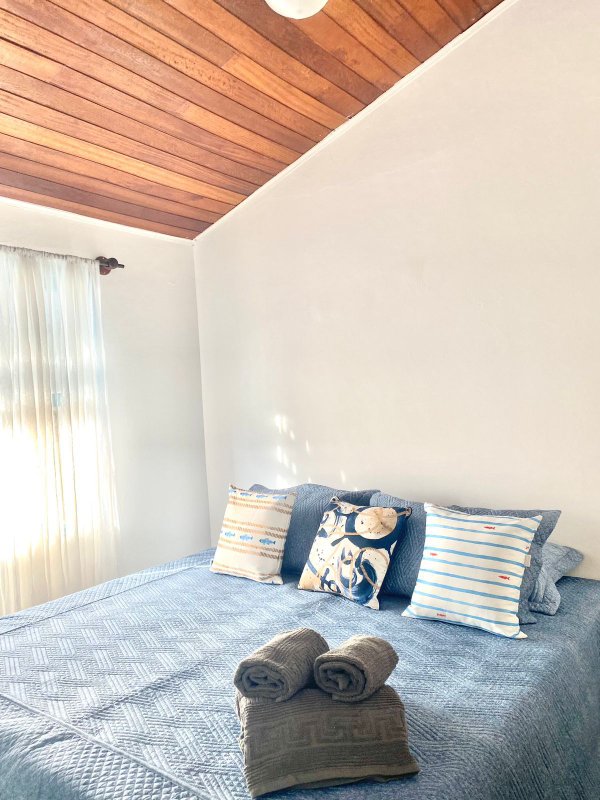 Oportunidade &Uacute;nica em Gerib&aacute; &ndash; Casa com 4 Unidades Independentes a 100m da Praia | Ideal Rua do Arvoredo Armação dos Búzios - 