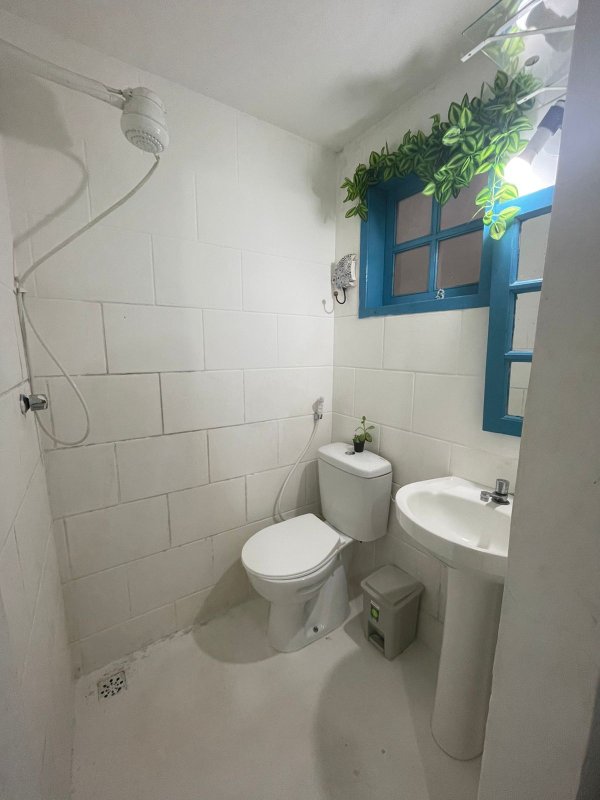 Oportunidade &Uacute;nica em Gerib&aacute; &ndash; Casa com 4 Unidades Independentes a 100m da Praia | Ideal Rua do Arvoredo Armação dos Búzios - 