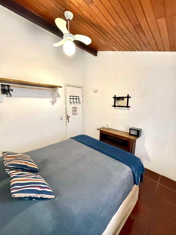 Oportunidade &Uacute;nica em Gerib&aacute; &ndash; Casa com 4 Unidades Independentes a 100m da Praia | Ideal Rua do Arvoredo Armação dos Búzios - 