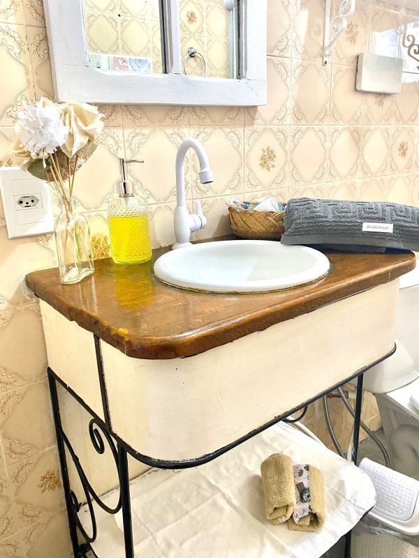 Oportunidade &Uacute;nica em Gerib&aacute; &ndash; Casa com 4 Unidades Independentes a 100m da Praia | Ideal Rua do Arvoredo Armação dos Búzios - 