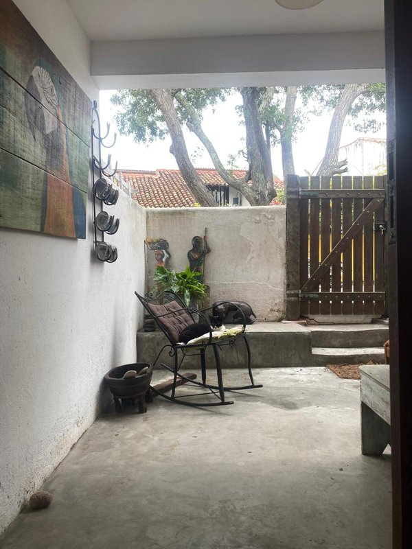 Oportunidade &Uacute;nica em Gerib&aacute; &ndash; Casa com 4 Unidades Independentes a 100m da Praia | Ideal Rua do Arvoredo Armação dos Búzios - 