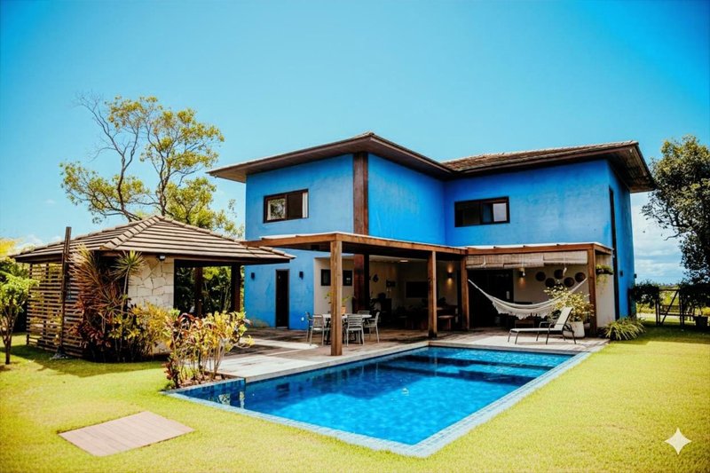 CASA 4 SU&Iacute;TES VARANDAS PISCINA GARAGEM EM CONDOMINIO FECHADO &Agrave; VENDA PRAIA DO FORTE! Av do Farol MATA DE SÃO JOÃO - 