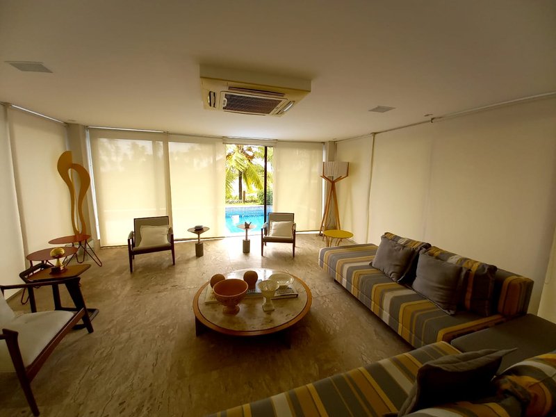 CASA 4 SU&Iacute;TES EM CONDOMINIO FECHADO PISCINA ACADEMIA QUADRA &Agrave; VENDA NA PRAIA DO FORTE  MATA DE SÃO JOÃO - 