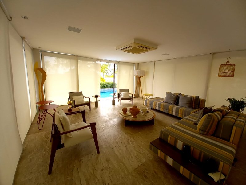 CASA 4 SU&Iacute;TES EM CONDOMINIO FECHADO PISCINA ACADEMIA QUADRA &Agrave; VENDA NA PRAIA DO FORTE  MATA DE SÃO JOÃO - 