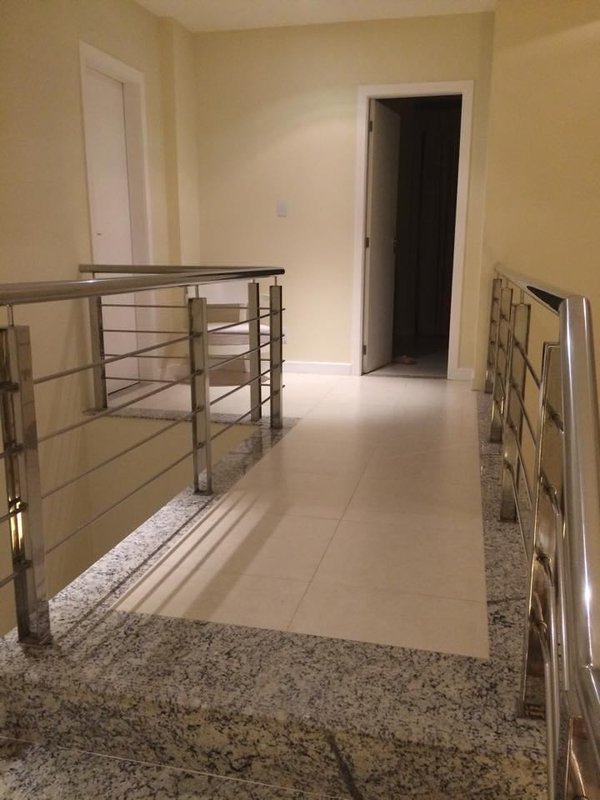 CASA COM VISTA PARA A LAGOA EM CONDOMINIO FECHADO &Agrave; VENDA  NA PRAIA DO FORTE! Av do Farol MATA DE SÃO JOÃO - 